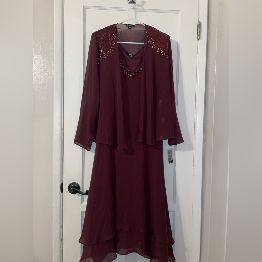 Women’s Burgundy Dress